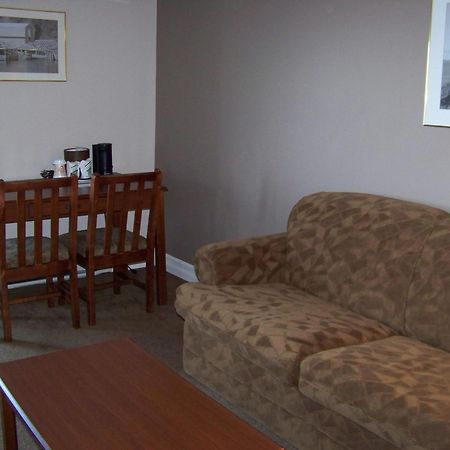 Ocean View Hotel روكي هاربور المظهر الخارجي الصورة