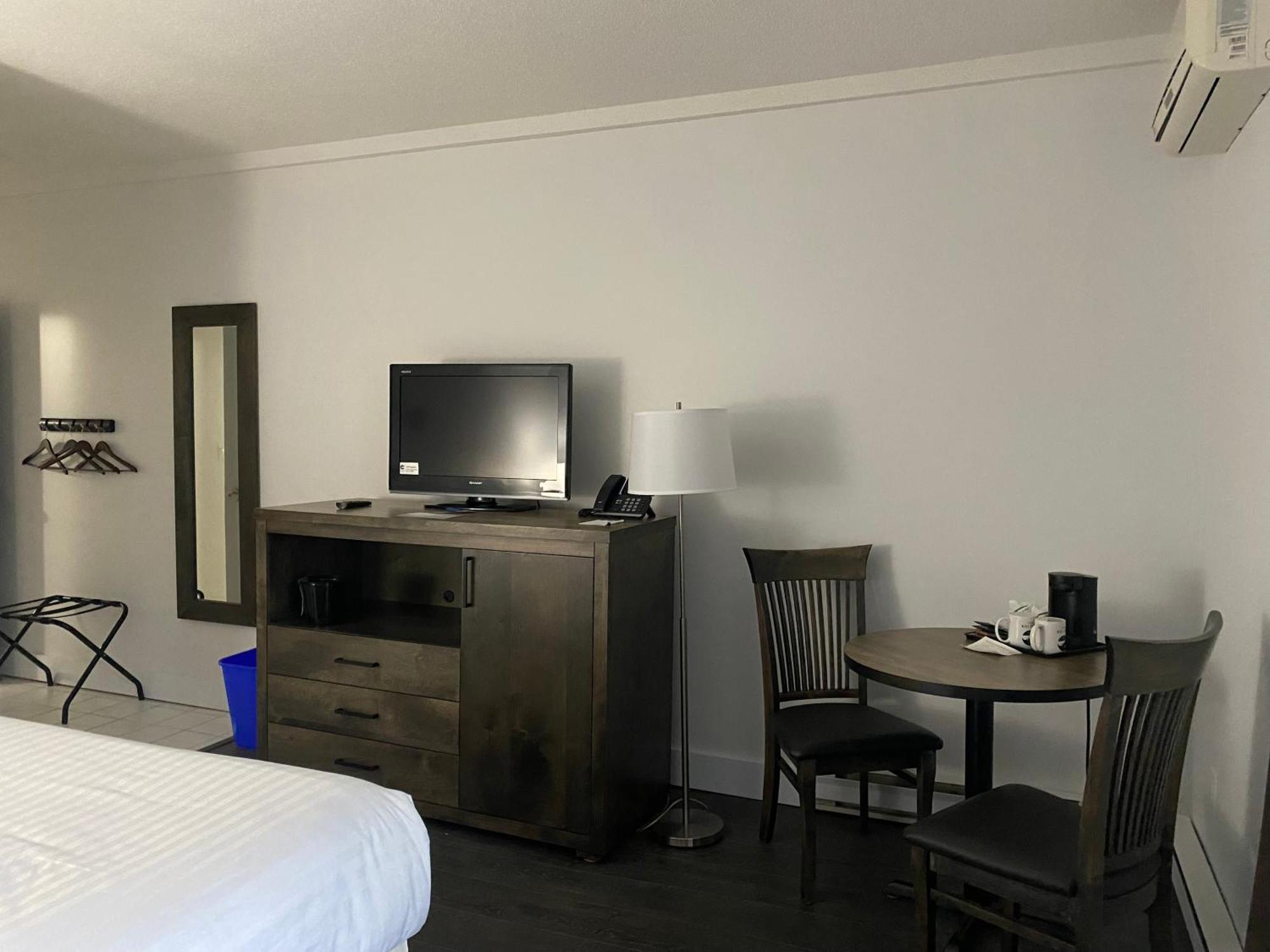 Ocean View Hotel روكي هاربور المظهر الخارجي الصورة